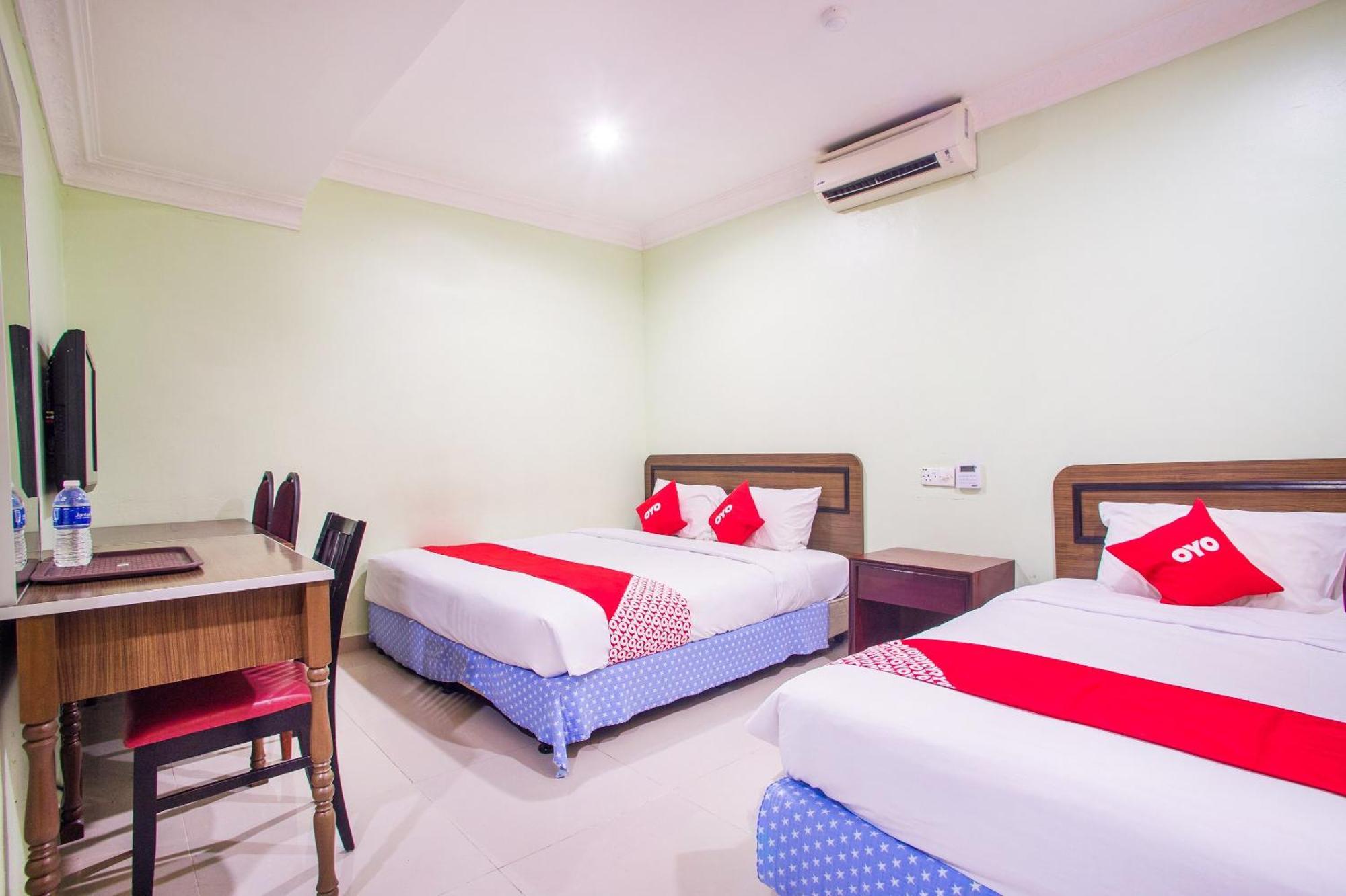 Super Oyo 89363 Casavilla Hotel Batu Caves Luaran gambar