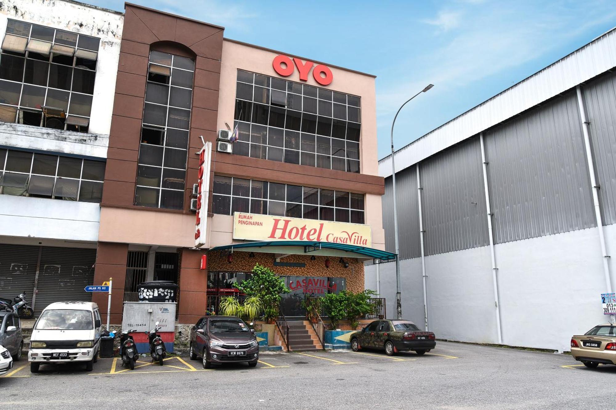 Super Oyo 89363 Casavilla Hotel Batu Caves Luaran gambar